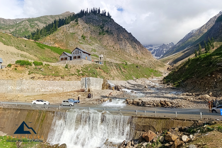 Kaghan Valley Summer Escape