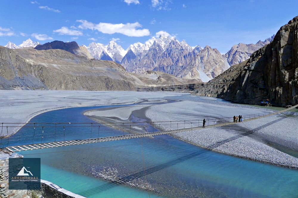 Karakoram Highway Autumn Voyage