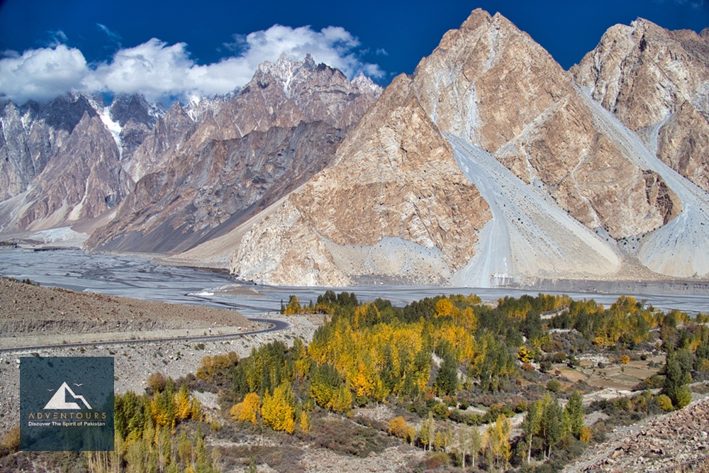 Karakoram Highway Autumn Voyage