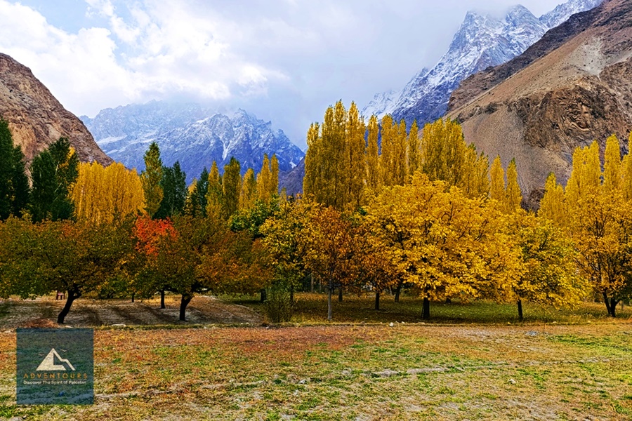 Karakoram Highway Autumn Voyage